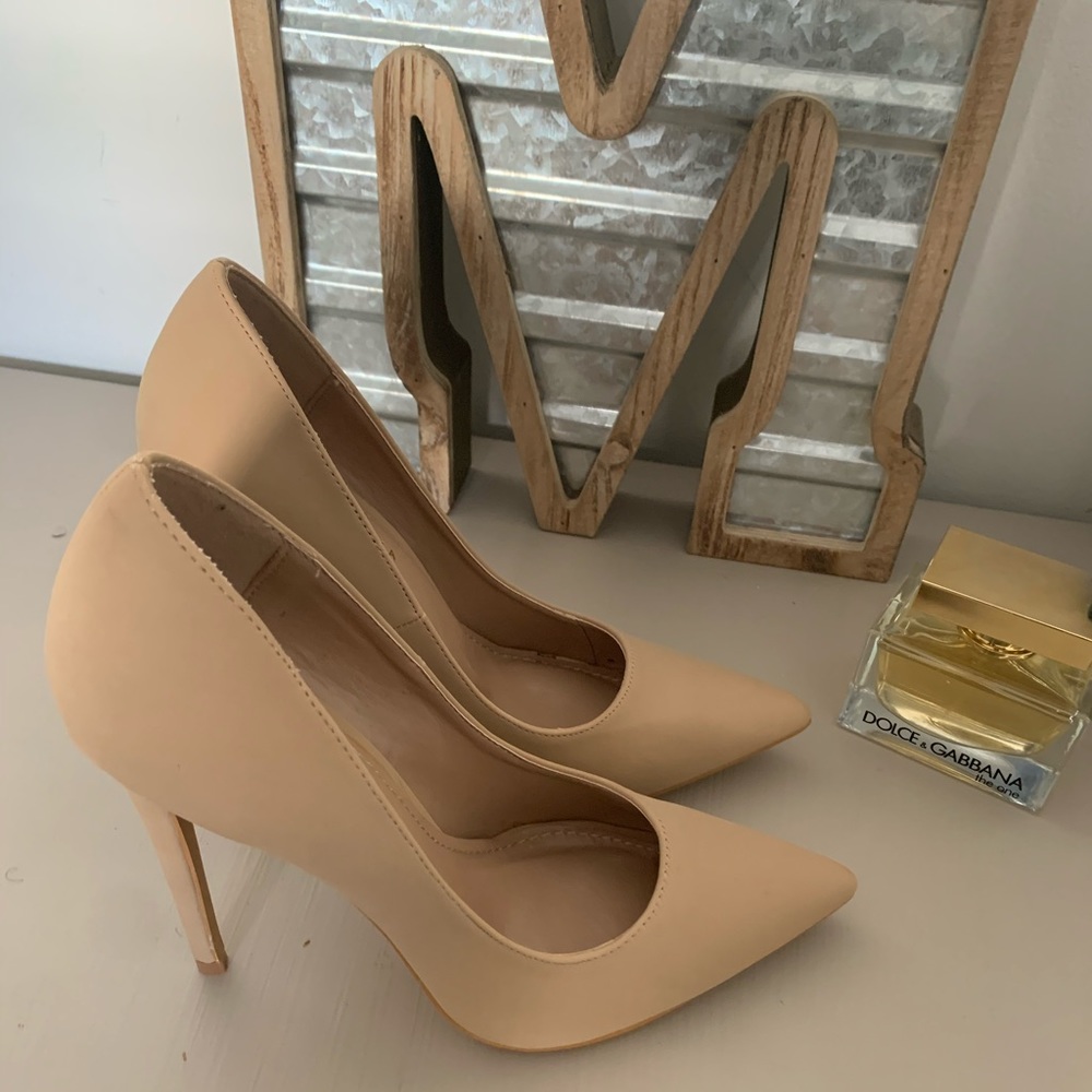 ‼️🔥👠🙏🏾Stiletto heels🔥🔥